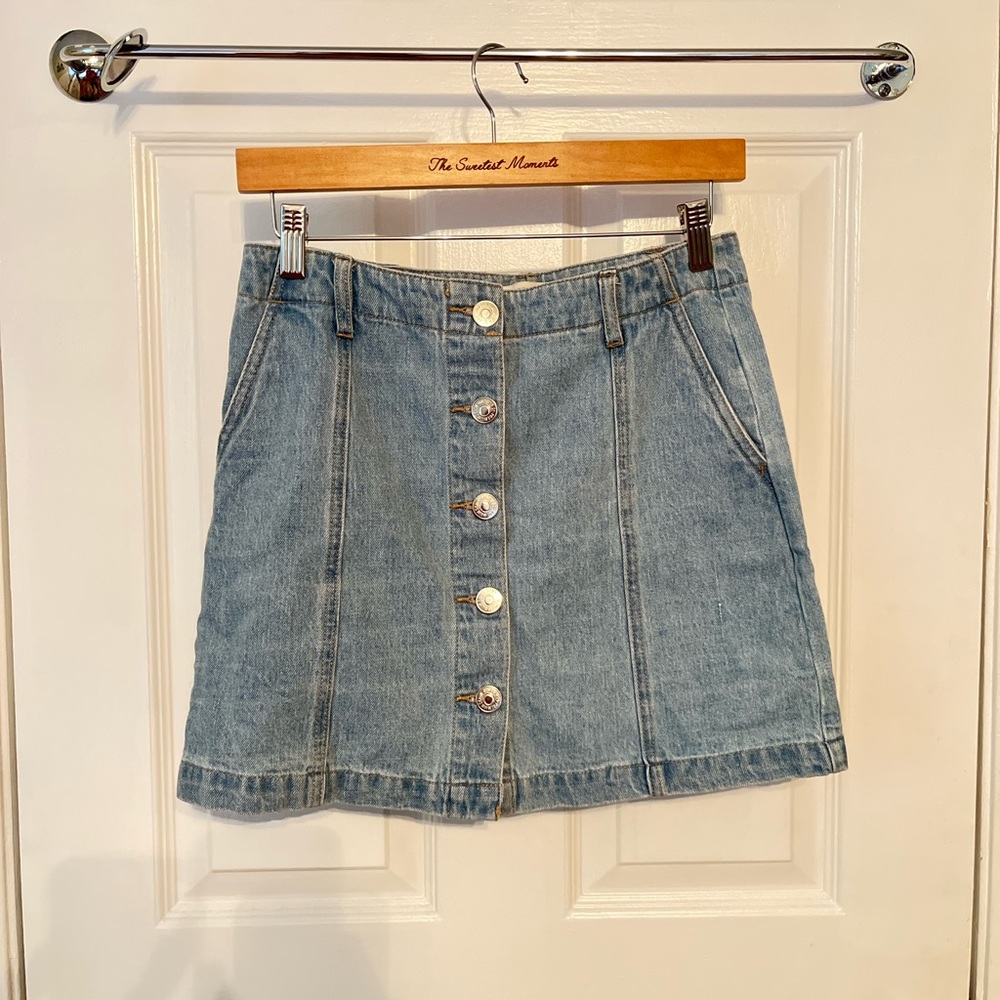 Forever 21 denim button up skirt